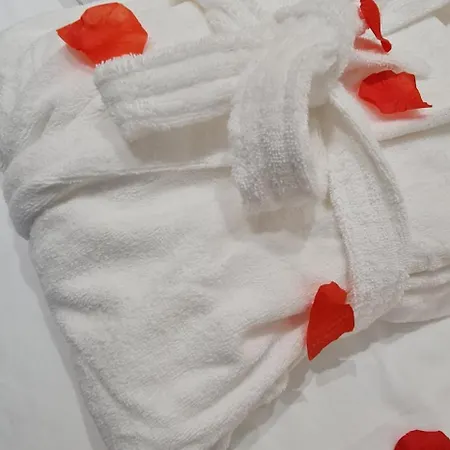 Design Platinium Lux: Private Wellness Retreat Apartment